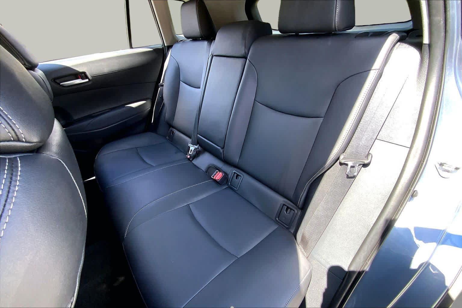 Used 2023 Toyota Corolla Cross XLE w/ Convenience Package AWD/4WD image 21
