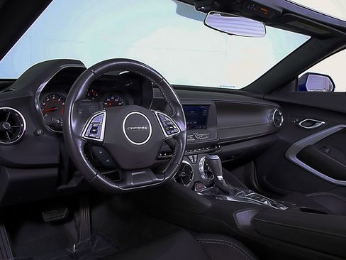 Used 2023 Chevrolet Camaro LT w/ RS Package image 20