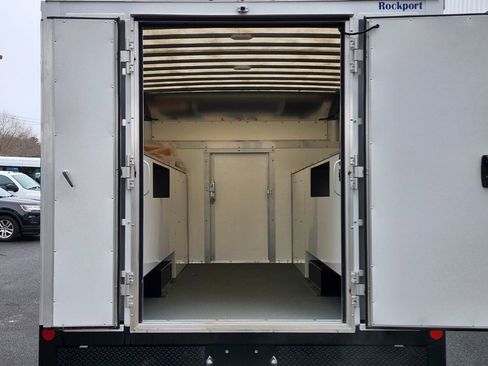 Used 2022 Chevrolet Express 3500 w/ Power Convenience Package RWD image 21