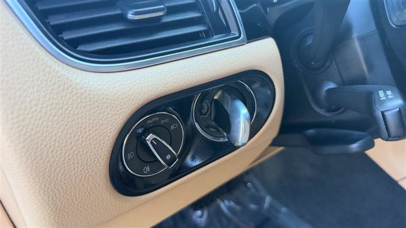 Used 2018 Porsche Macan S AWD/4WD image 29