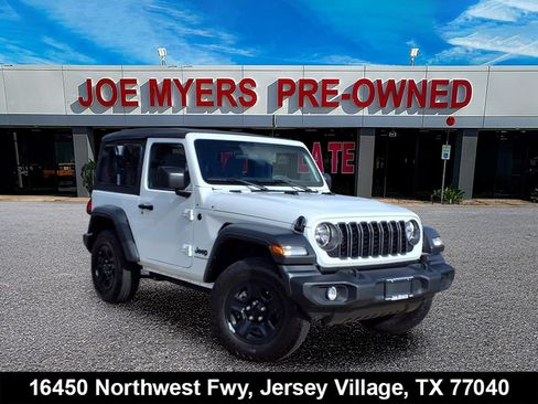 Used 2025 Jeep Wrangler Sport AWD/4WD image 1
