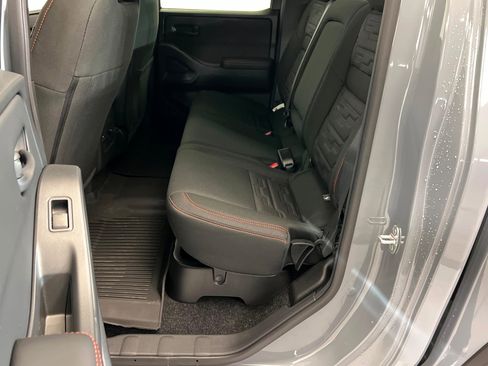 New 2026 Nissan Frontier PRO-4X w/ Pro-4x Convenience Package image 21