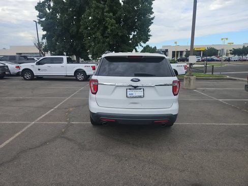 Used 2016 Ford Explorer FWD image 6