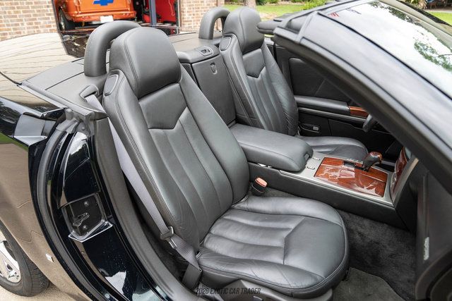 Used 2006 Cadillac XLR RWD image 59