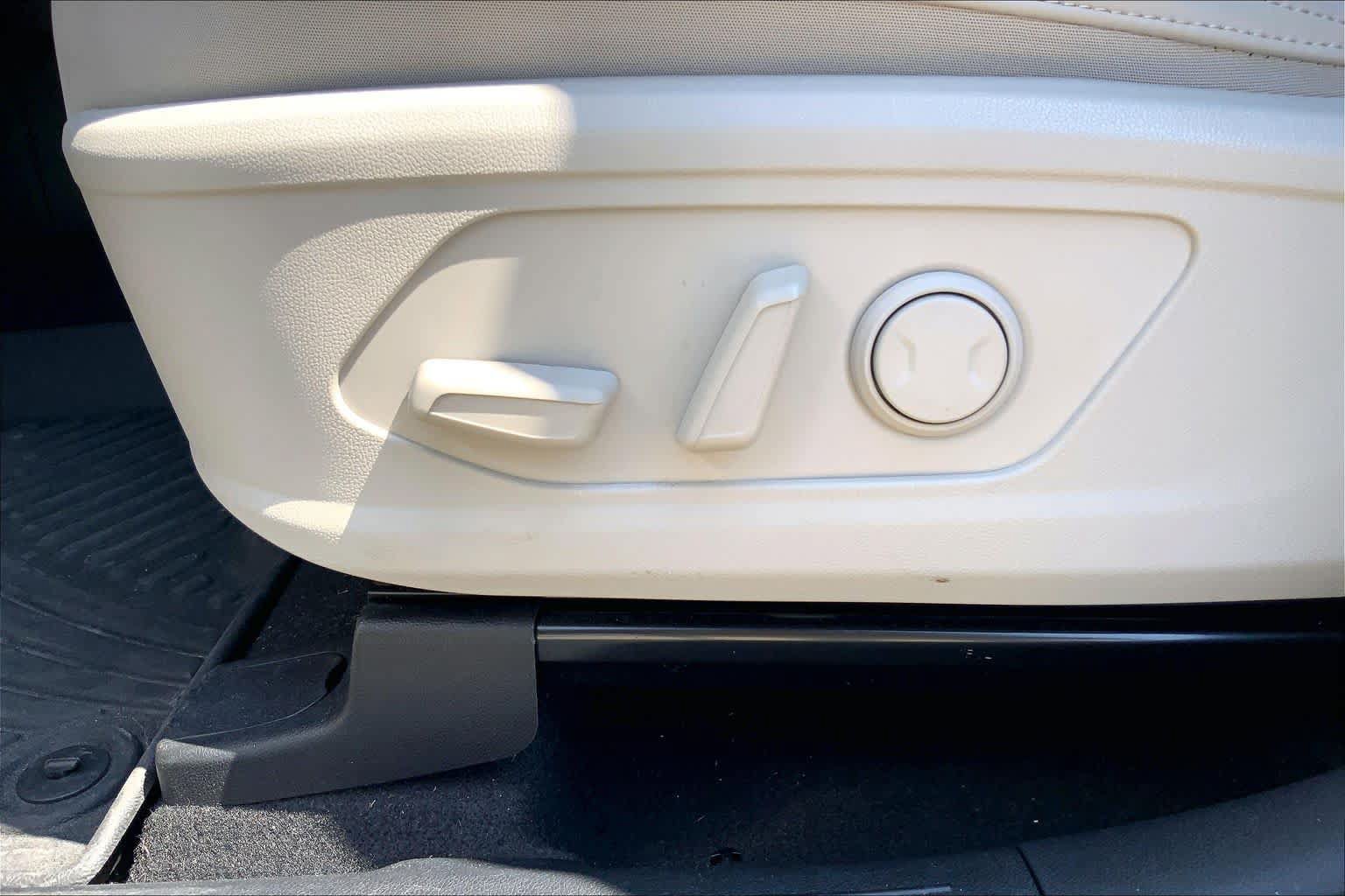 Used 2024 Kia Sorento EX AWD/4WD image 33