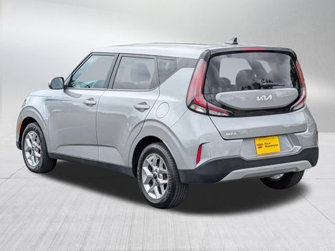 Certified 2023 Kia Soul LX w/ Option Group 015 FWD image 5