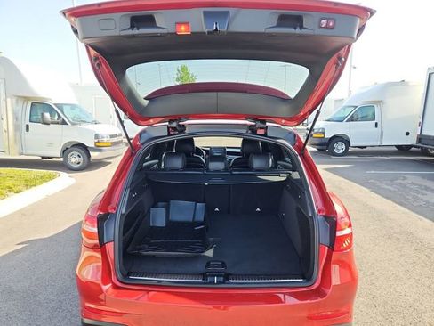 Used 2019 Mercedes-Benz GLC 63 AMG 4MATIC image 32