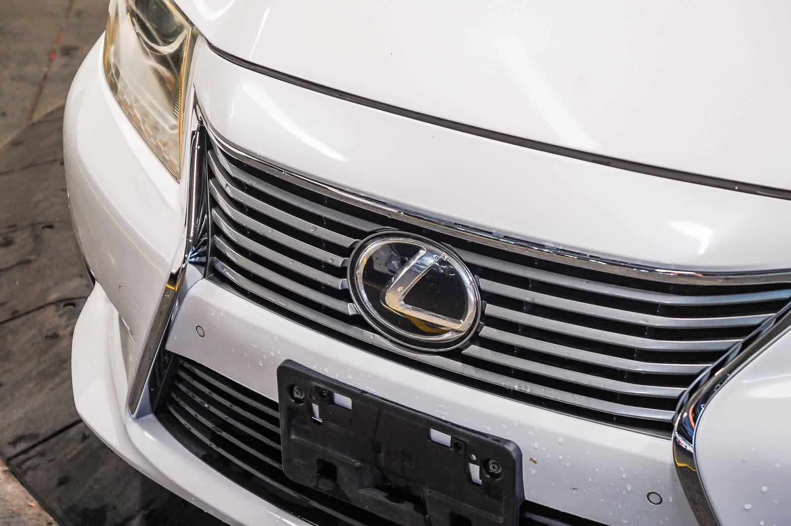Used 2013 Lexus ES 350 w/ Premium Pkg FWD image 8