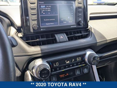 Used 2020 Toyota RAV4 XLE w/ Convenience Package FWD image 17