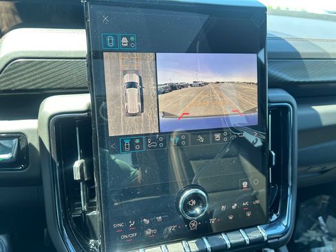 New 2026 GMC Yukon Denali Ultimate AWD/4WD image 26