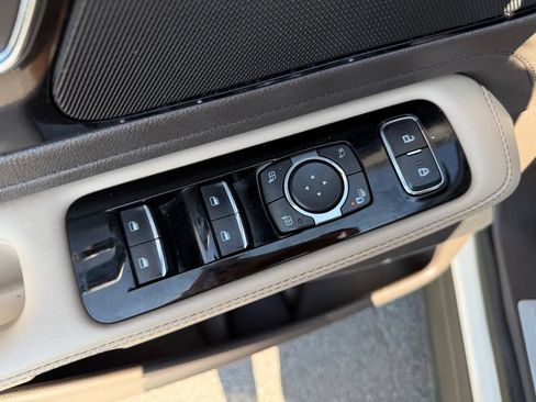 Used 2022 Lincoln Aviator Reserve w/ Equipment Group 201A AWD/4WD image 15