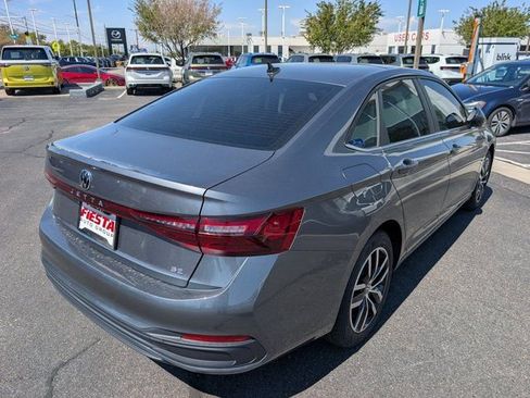 New 2025 Volkswagen Jetta SE image 5