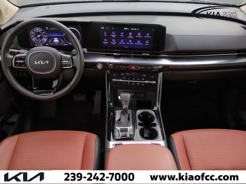 Certified 2023 Kia Carnival SX Prestige image 15