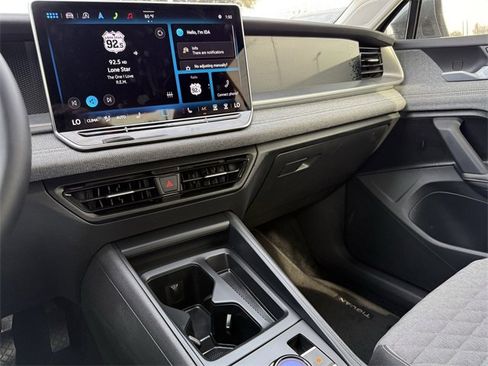 Used 2025 Volkswagen Tiguan S image 15