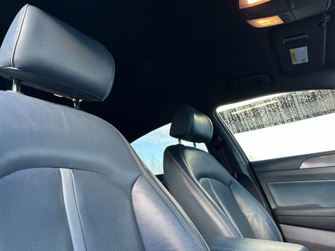Used 2019 Hyundai Sonata Limited image 16