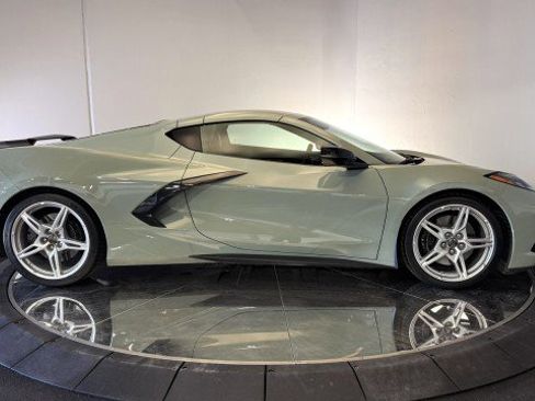 Used 2024 Chevrolet Corvette Stingray Premium Cpe w/ Z51 Performance Package image 26