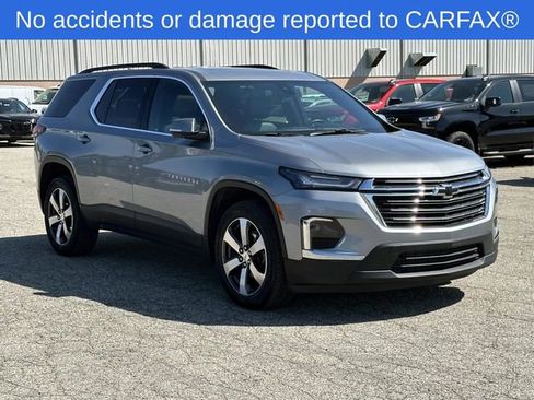 Certified 2023 Chevrolet Traverse LT w/ LT Premium Package FWD image 8