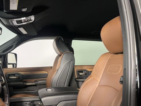 Used 2024 RAM 2500 Limited image 24