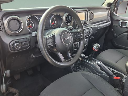Used 2021 Jeep Wrangler Sport AWD/4WD image 10