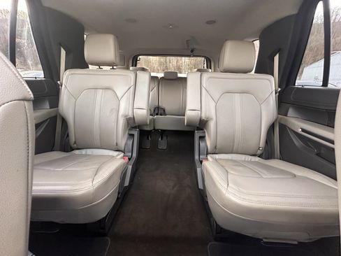 Used 2021 Ford Expedition Limited image 24