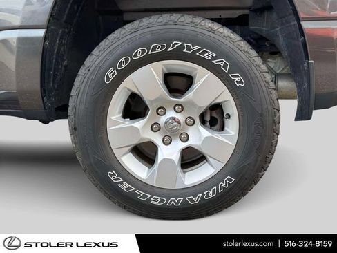 Used 2019 RAM 1500 Big Horn AWD/4WD image 9