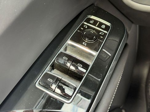 New 2026 Cadillac Escalade Platinum Sport AWD/4WD image 18