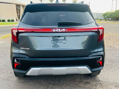 Used 2024 Kia Seltos S FWD image 10