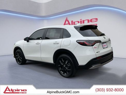 Used 2023 Honda HR-V Sport image 3