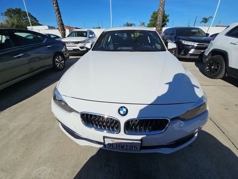 Used 2017 BMW 330i Sedan image 2