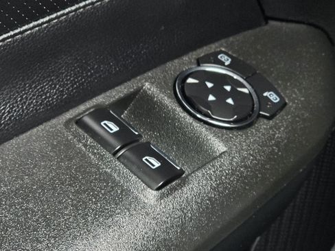 Used 2015 Ford Mustang Premium image 9