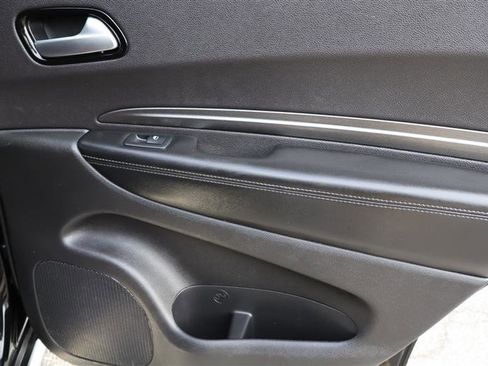 Used 2021 Dodge Durango SXT w/ 3rd Row Seating Group image 11