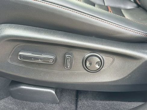 Used 2025 Honda CR-V Sport-L image 10