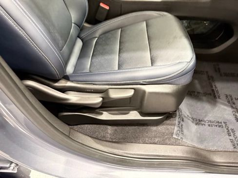 Used 2023 Chevrolet Bolt EUV LT w/ Convenience Package FWD image 20