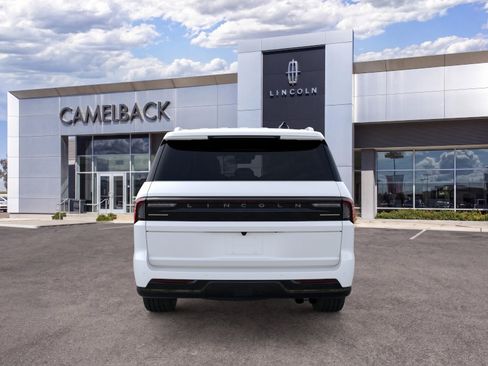 New 2026 Lincoln Navigator L Reserve AWD/4WD image 30
