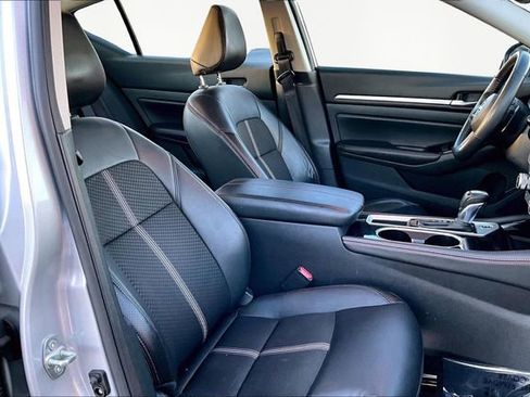 Used 2024 Nissan Altima 2.5 SR image 20