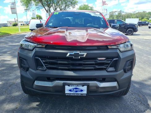 Used 2024 Chevrolet Colorado Trail Boss w/ Advanced Trailering Package AWD/4WD image 2