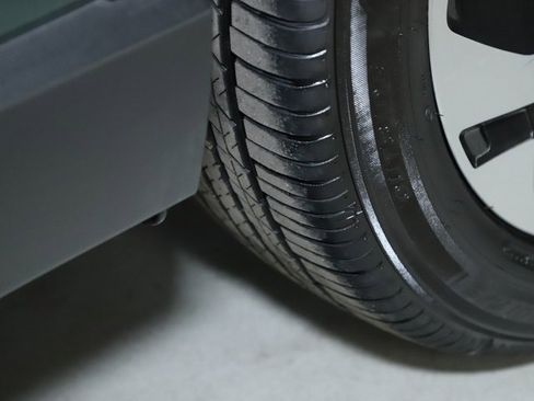 Certified 2023 Subaru Forester Touring image 40