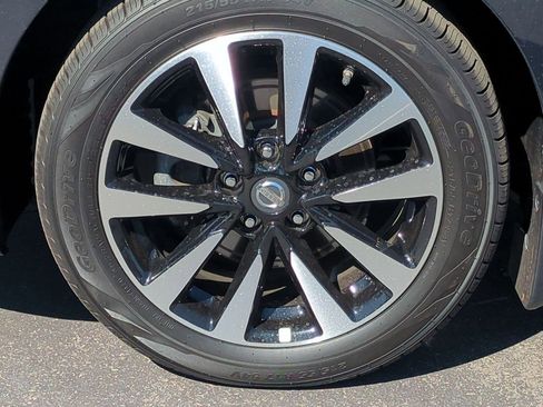 Used 2017 Nissan Altima 2.5 SV image 26