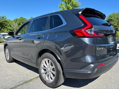 Used 2024 Honda CR-V EX image 2