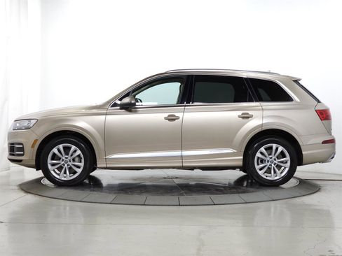Used 2019 Audi Q7 3.0T Premium Plus w/ Premium Plus Package image 4