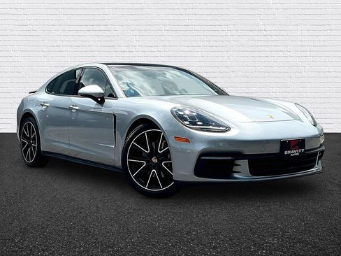 Used 2020 Porsche Panamera 4 AWD/4WD image 3