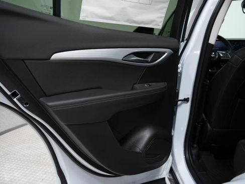 New 2026 Buick Envision Avenir image 21