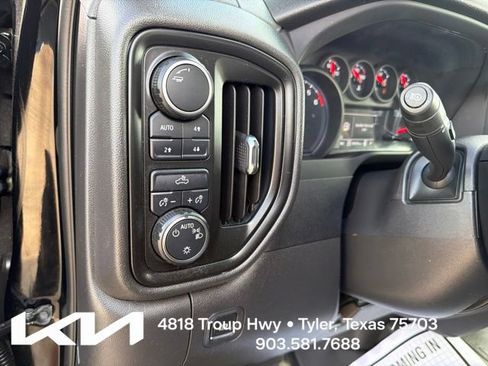 Used 2022 Chevrolet Silverado 1500 Custom Trail Boss w/ Midnight Edition AWD/4WD image 16