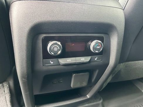 New 2026 Chevrolet Traverse High Country image 17