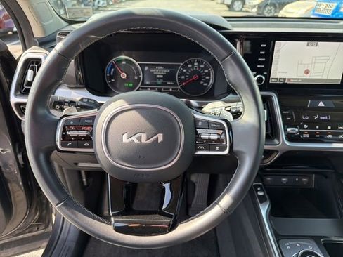 Used 2023 Kia Sorento EX image 20