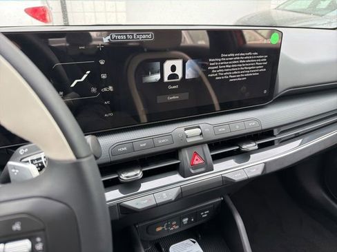 New 2026 Kia K4 EX w/ GT-Line Premium Package FWD image 17