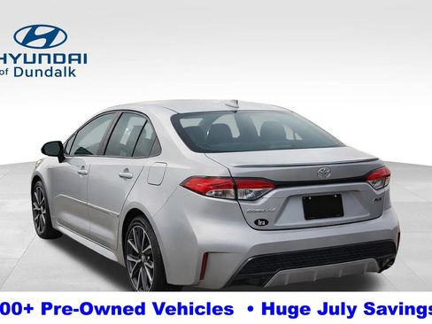 Used 2021 Toyota Corolla SE w/ SE Premium Package FWD image 5