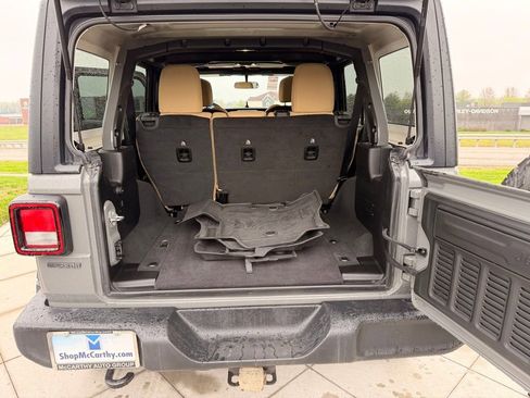 Used 2023 Jeep Wrangler Unlimited Sport AWD/4WD image 29