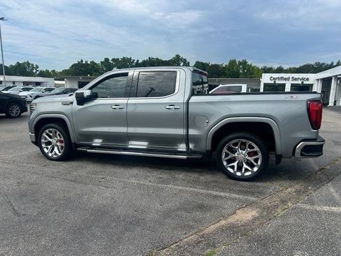 Certified 2024 GMC Sierra 1500 SLT w/ SLT Premium Plus Package AWD/4WD image 9