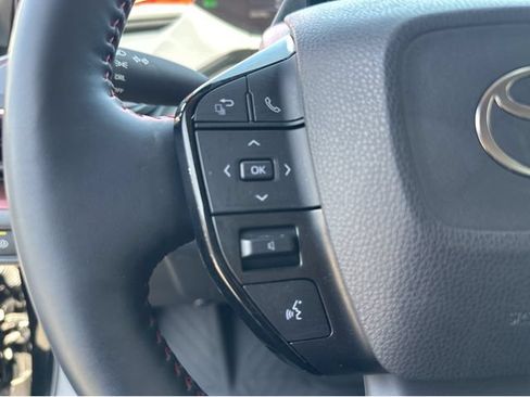 Used 2023 Toyota Prius Prime FWD image 20